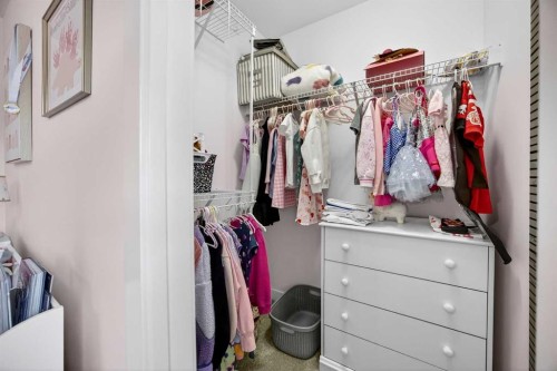 68 Nolancrest Circle Nw, Calgary, AB - Indoor With Storage