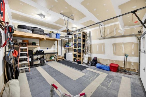 68 Nolancrest Circle Nw, Calgary, AB - Indoor