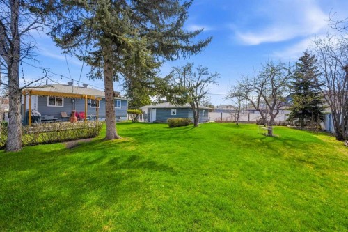 8303 Bowglen Road Nw, Calgary, AB 