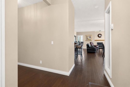 7305-14 Hemlock Crescent Sw, Calgary, AB - Indoor Photo Showing Other Room