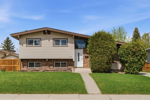 5012 Valiant Drive Nw, Calgary, AB - Outdoor With Facade