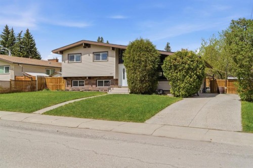 5012 Valiant Drive Nw, Calgary, AB - Outdoor