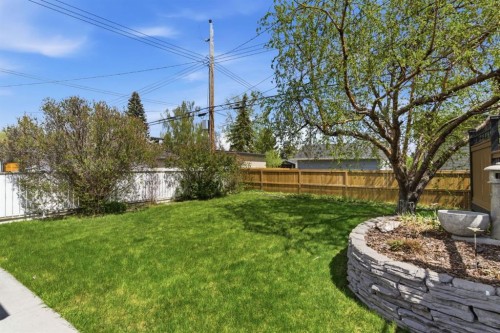 5012 Valiant Drive Nw, Calgary, AB - Outdoor With Backyard