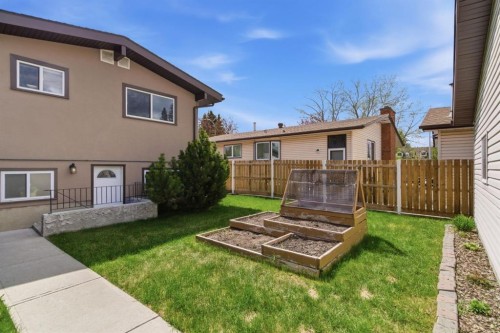 5012 Valiant Drive Nw, Calgary, AB - Outdoor With Deck Patio Veranda With Exterior