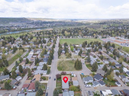 5012 Valiant Drive Nw, Calgary, AB - Outdoor With View