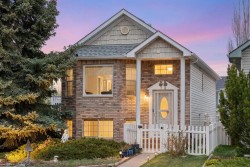 38 Hidden Spring Circle NW Calgary, AB T3A 5H3