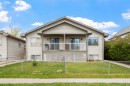 224A 5 Avenue, Strathmore, AB  - Outdoor With Deck Patio Veranda 