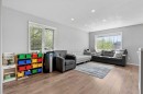 224A 5 Avenue, Strathmore, AB  - Indoor Photo Showing Living Room 