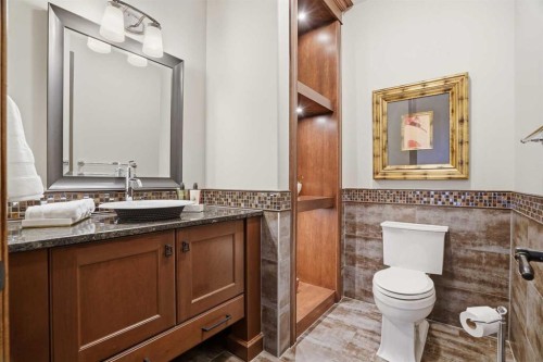 12 Aspen Cliff Close Sw, Calgary, AB - Indoor Photo Showing Bathroom