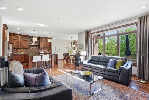 12 Aspen Cliff Close Sw, Calgary, AB - Indoor Photo Showing Living Room