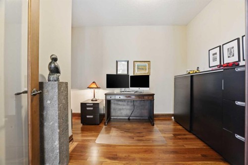 12 Aspen Cliff Close Sw, Calgary, AB - Indoor