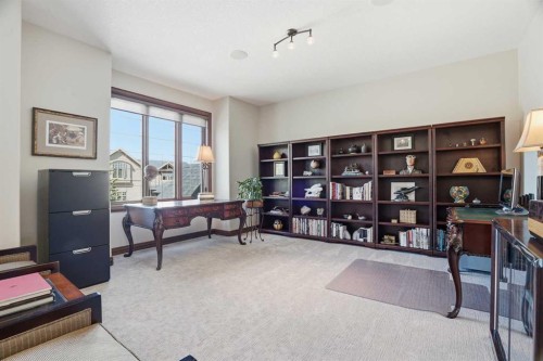 12 Aspen Cliff Close Sw, Calgary, AB - Indoor