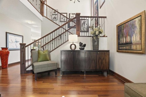 12 Aspen Cliff Close Sw, Calgary, AB - Indoor Photo Showing Other Room