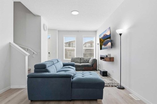 200 Corner Meadows Way Ne, Calgary, AB 