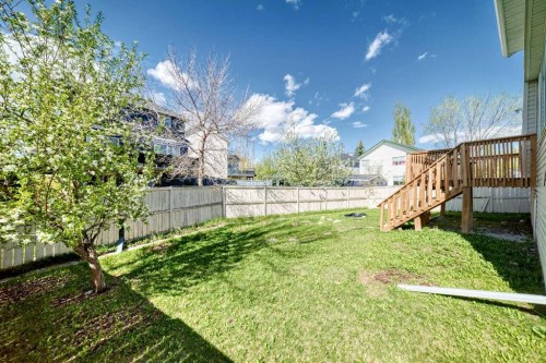 13 Harvest Park Place Ne, Calgary, AB - Outdoor