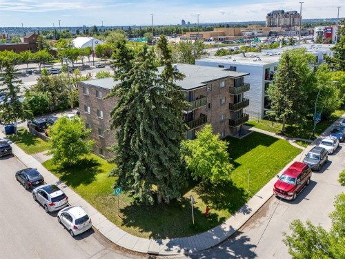 1405 17 Avenue Nw, Calgary, AB 