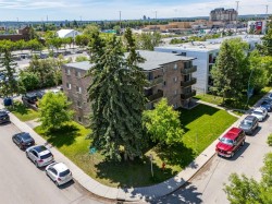 1405 17 Avenue NW Calgary, AB T2M 0R4