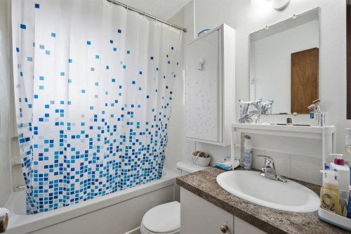 1405 17 Avenue Nw, Calgary, AB 