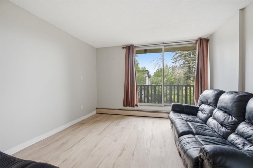 1405 17 Avenue Nw, Calgary, AB 