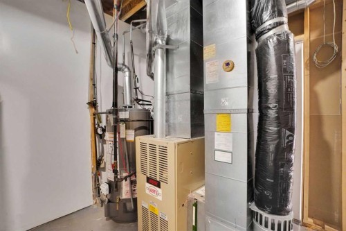 9143 Edgebrook Drive Nw, Calgary, AB - Indoor Photo Showing Basement