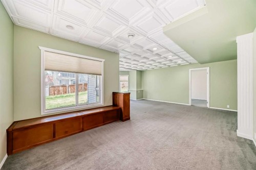 68 Scenic View Close Nw, Calgary, AB - Indoor Photo Showing Other Room