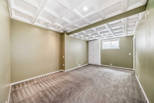68 Scenic View Close Nw, Calgary, AB - Indoor