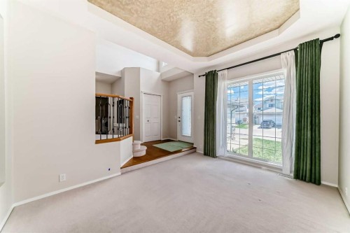 68 Scenic View Close Nw, Calgary, AB - Indoor Photo Showing Other Room