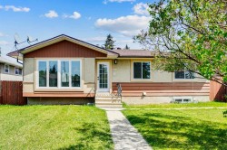 2608 42 Street SE Calgary, AB T2B 1G7