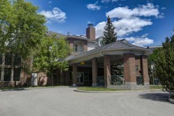 114-1920 14 Avenue NE Calgary, AB T2E 8V4