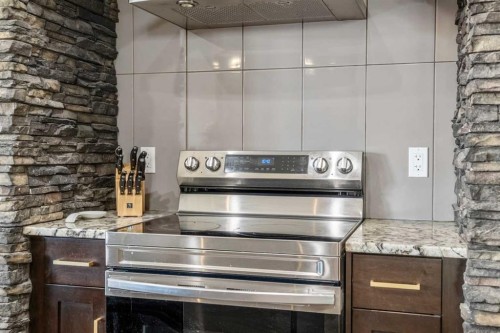 495 Cranford Drive Se, Calgary, AB - Indoor Photo Showing Kitchen