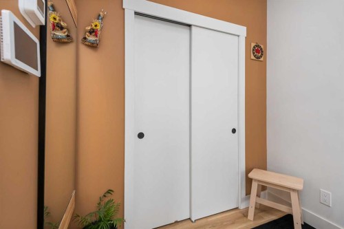 153 Savanna Walk Ne, Calgary, AB - Indoor Photo Showing Other Room