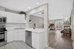 305-1415 17 Street SE Calgary, AB T2G 3V3