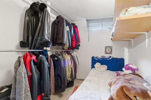 6004 Lloyd Crescent Sw, Calgary, AB - Indoor With Storage