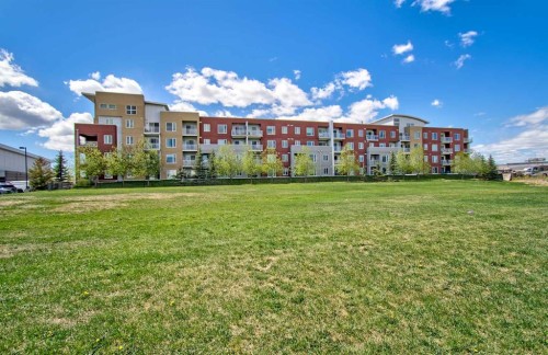 2222-604 East Lake Boulevard NE Airdrie, AB T4A 0G6