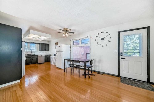 6907 6 Street Sw, Calgary, AB - Indoor