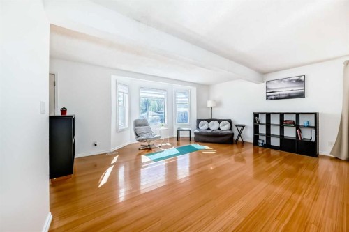6907 6 Street Sw, Calgary, AB - Indoor