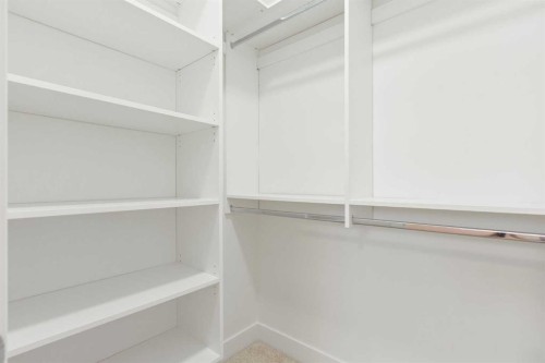 376 Muirfield Crescent, Lyalta, AB - Indoor Photo Showing Other Room