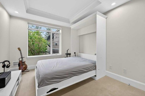 107-121 Quarry Way Se, Calgary, AB - Indoor Photo Showing Bedroom