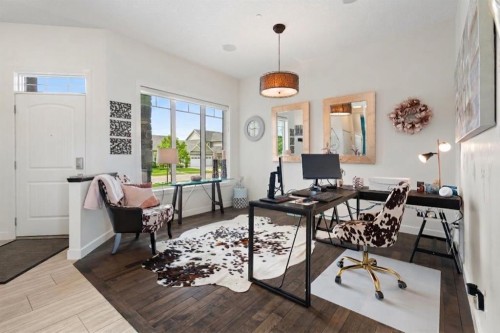 71 Muirfield Close, Lyalta, AB - Indoor Photo Showing Office