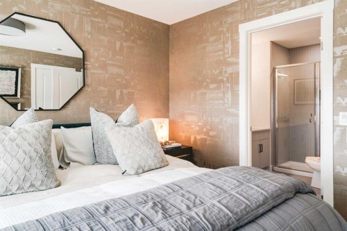 708 Sovereign Common Sw, Calgary, AB - Indoor Photo Showing Bedroom
