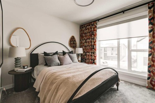 708 Sovereign Common Sw, Calgary, AB - Indoor Photo Showing Bedroom