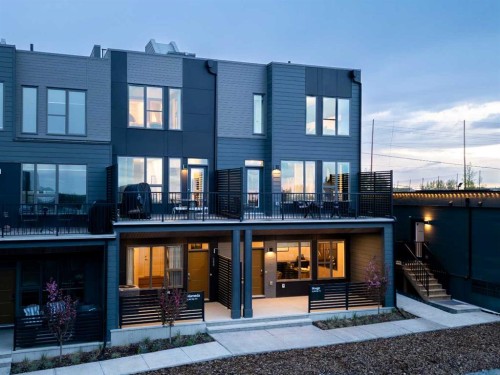 708 Sovereign Common Sw, Calgary, AB - Outdoor With Balcony