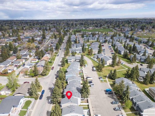 804 Madeira Drive Ne, Calgary, AB - Outdoor With View