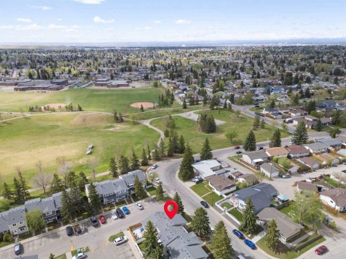 804 Madeira Drive Ne, Calgary, AB - Outdoor With View