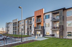 201-4 Sage Hill Terrace NW Calgary, AB T3R 0W4
