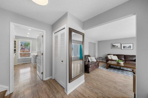38 Suntree Lane, Okotoks, AB - Indoor