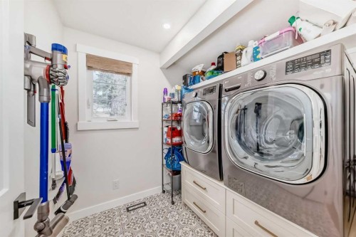 19 Mackay Drive Sw, Calgary, AB - Indoor Photo Showing Laundry Room