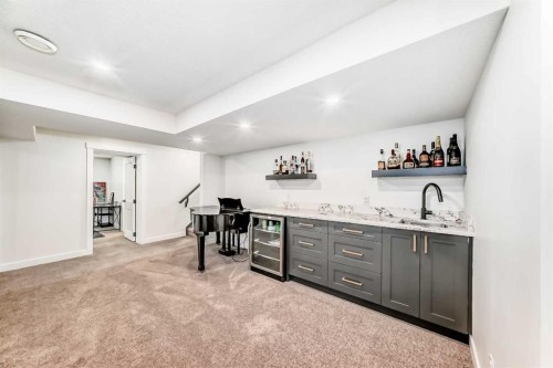 19 Mackay Drive Sw, Calgary, AB - Indoor Photo Showing Other Room