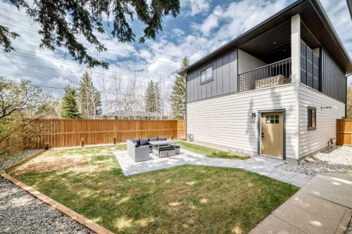 19 Mackay Drive Sw, Calgary, AB - Outdoor