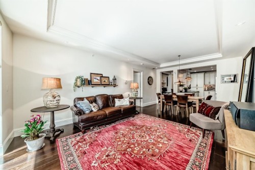 105-121 Quarry Way Se, Calgary, AB - Indoor Photo Showing Living Room